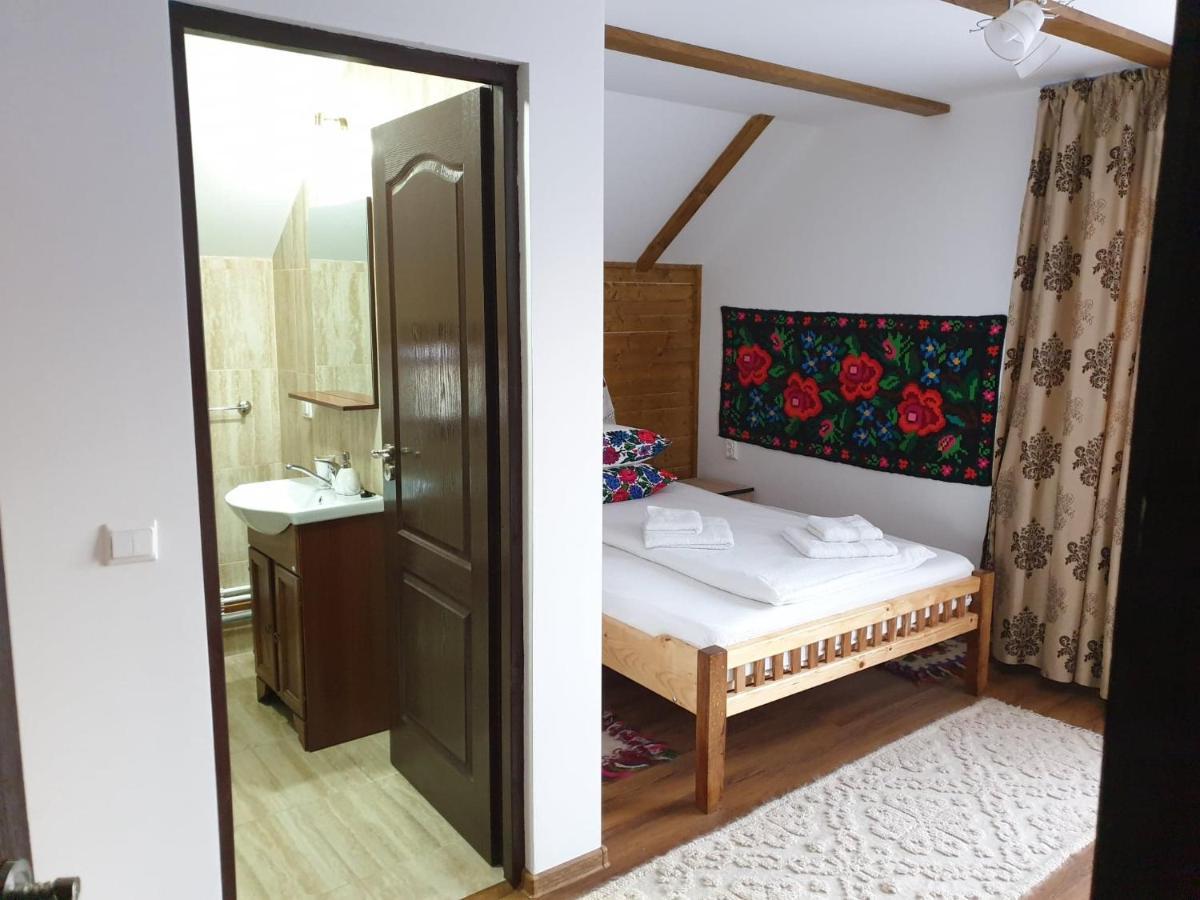 Casa Leca Hotel Breb ภายนอก รูปภาพ