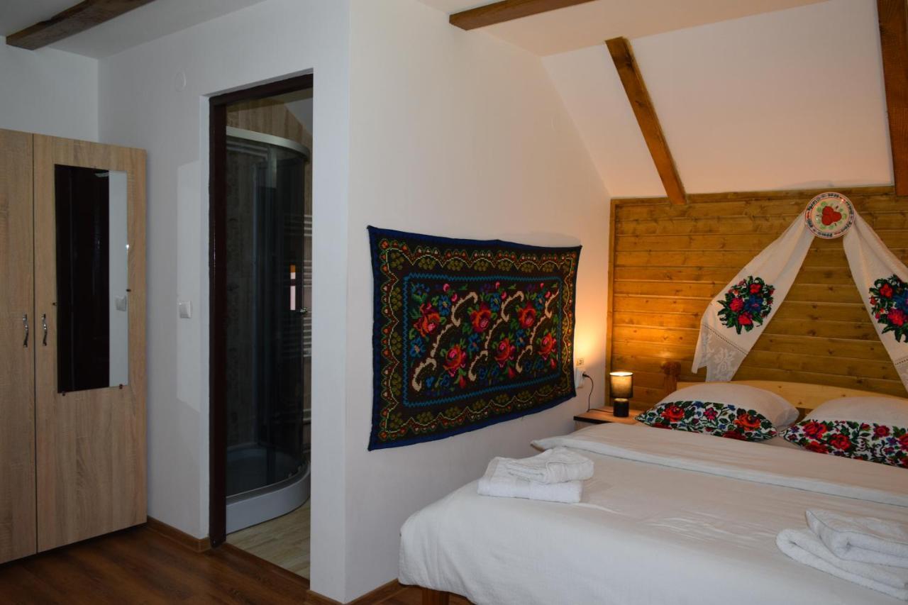 Casa Leca Hotel Breb ภายนอก รูปภาพ
