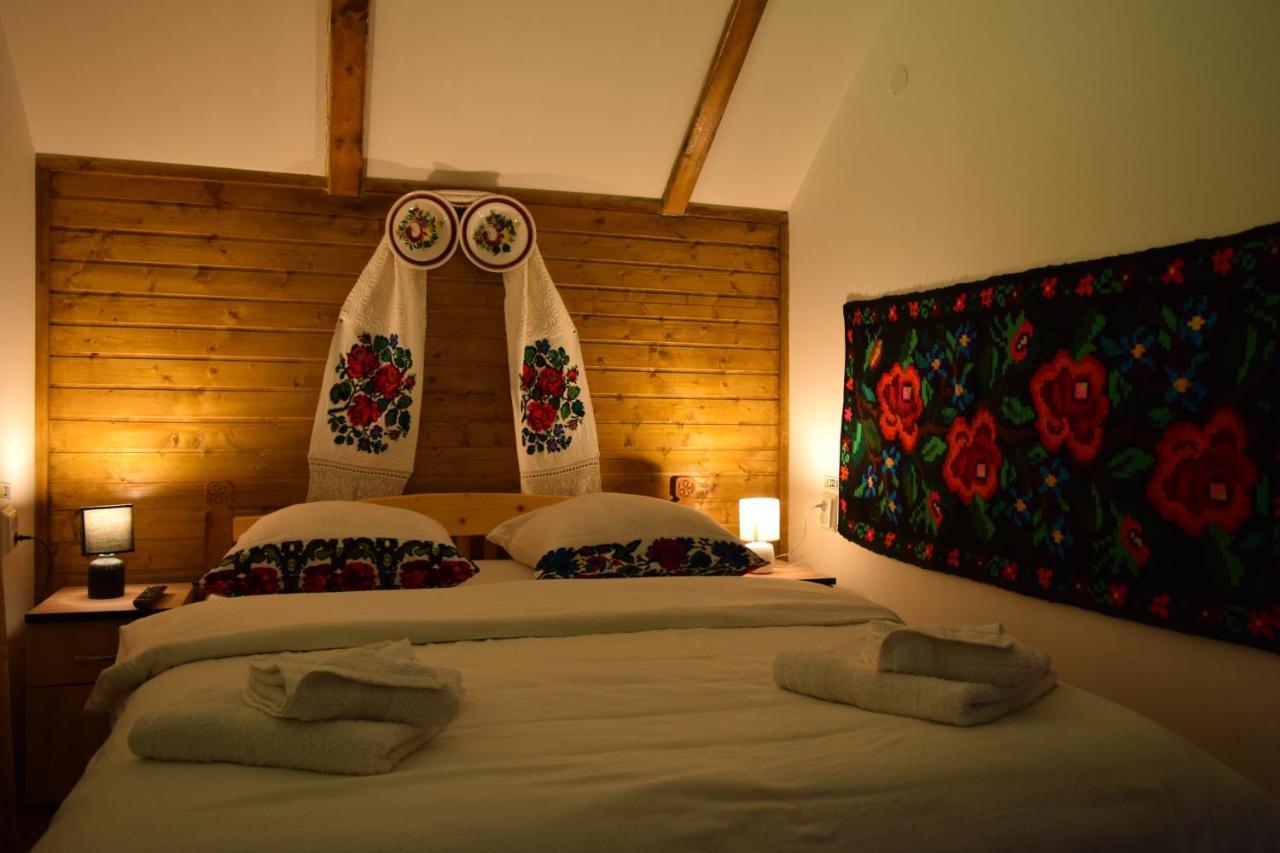 Casa Leca Hotel Breb ภายนอก รูปภาพ