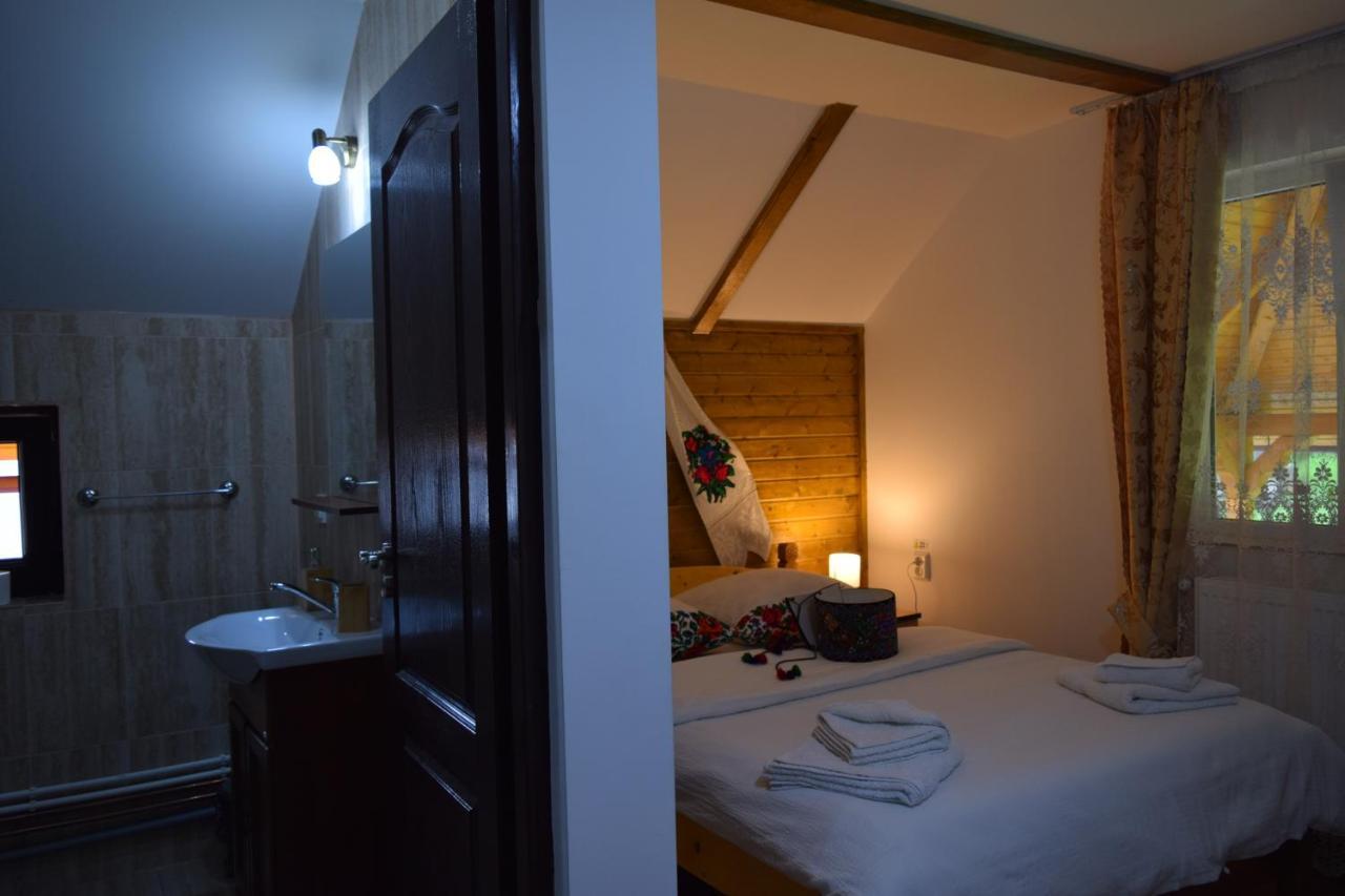 Casa Leca Hotel Breb ภายนอก รูปภาพ