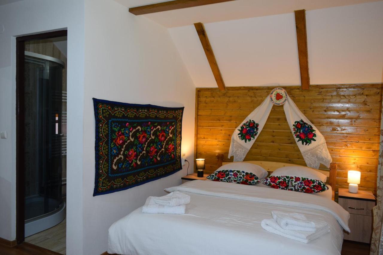 Casa Leca Hotel Breb ภายนอก รูปภาพ