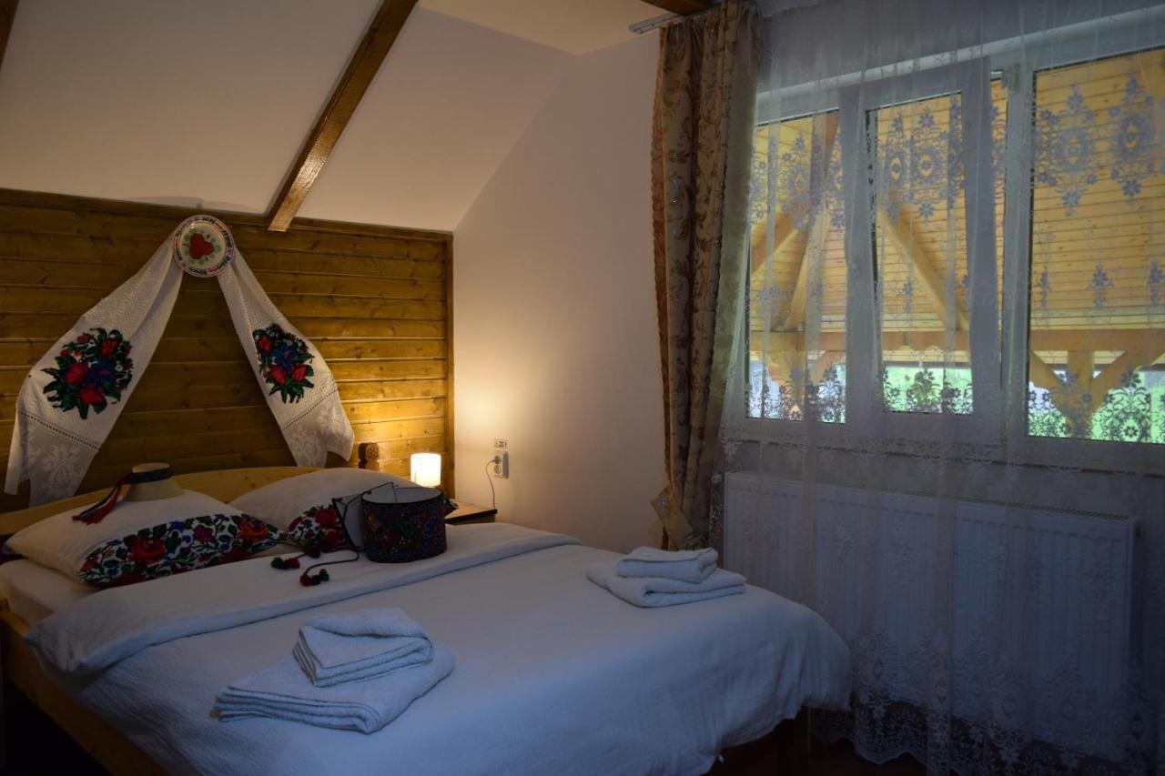 Casa Leca Hotel Breb ภายนอก รูปภาพ