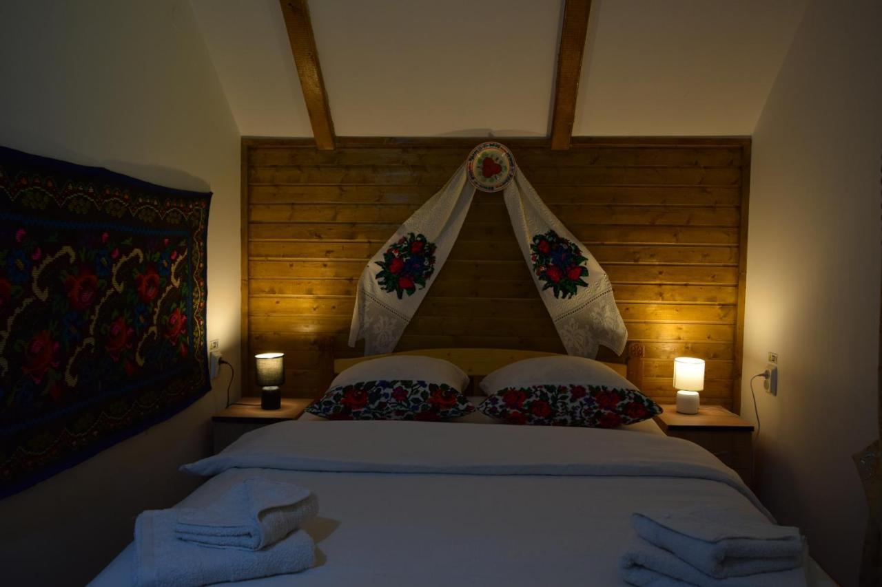 Casa Leca Hotel Breb ภายนอก รูปภาพ